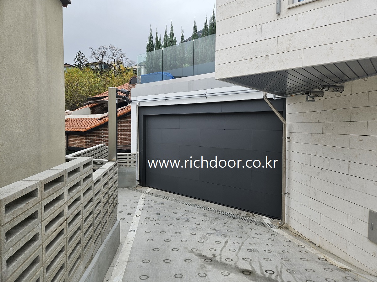 http://www.richdoor.co.kr/user/r/richdoor/editor/2312/ed1db86d0f00b398b25615aa07b6b1dd_1702273079_0445.jpg 이미지크게보기